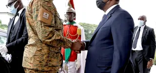 cooperation-ivoiro-burkinabe-le-president-de-la-transition-paul-henri-damiba-recu-en-audience-par-le-president-alassane-ouattara